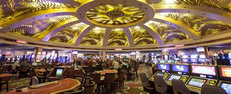Overlooking the Rampart Race & Sports Book, this bar and lounge feature bar-top gaming machines. . Rampart casino